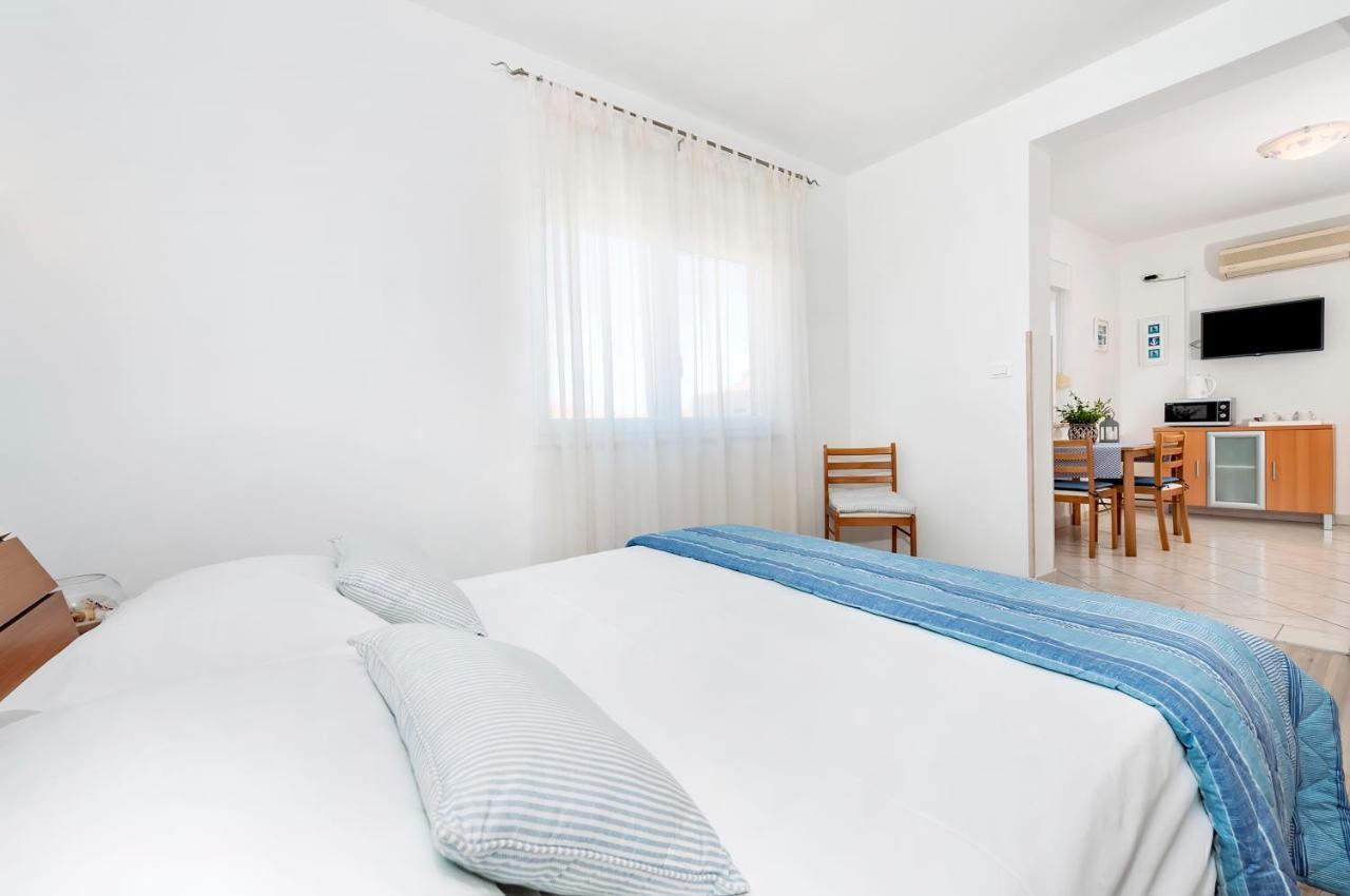 Banko Apartments 로비니 외부 사진