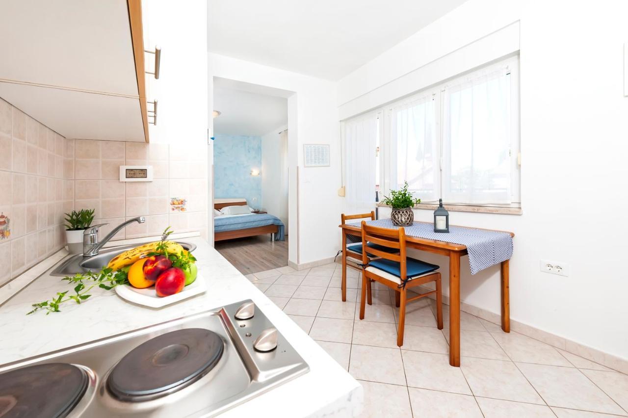 Banko Apartments 로비니 외부 사진